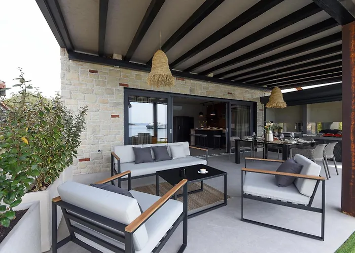 Villa New Luxury Feel Good House By The Sea