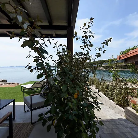 New Luxury Feel Good House By The Sea Ždrelac