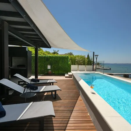 Villa Luxury Feel Good House By The Sea With The Pool *