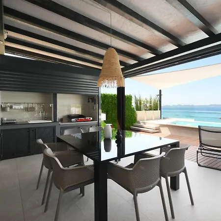 Luxury Feel Good House By The Sea With The Pool Villa Ždrelac