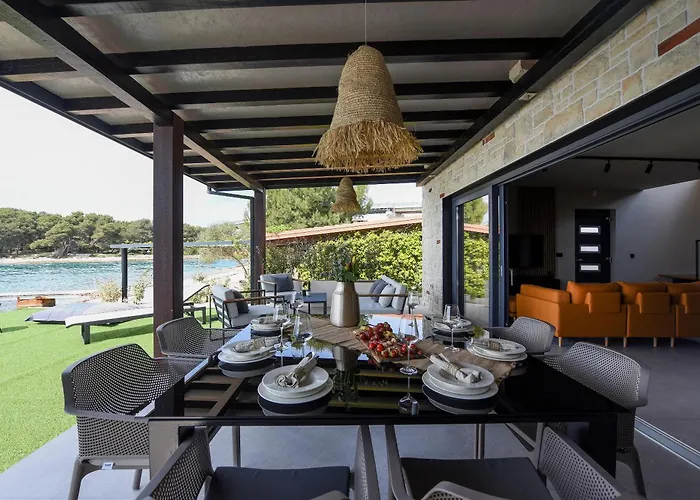 New Luxury Feel Good House By The Sea Ždrelac